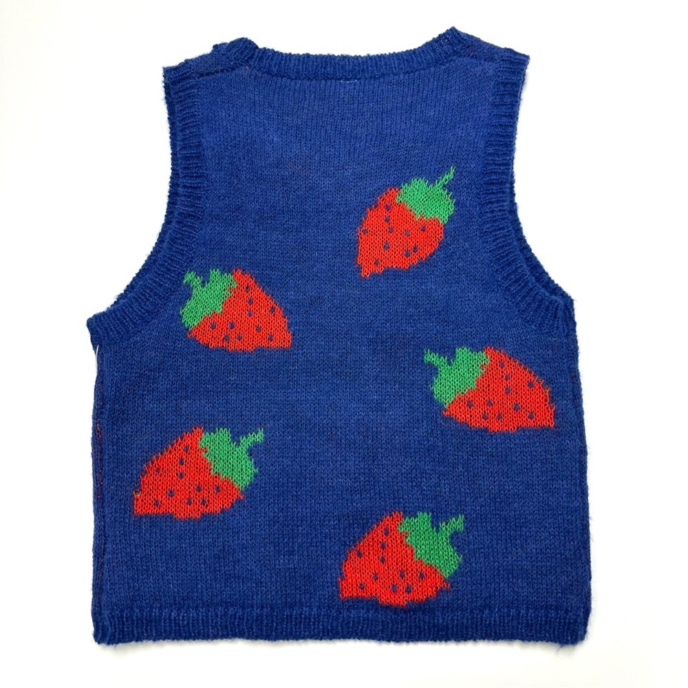Strawberry print knit vest Womens XS Junior Small mohair blend pullover Kawaii - Picture 6 of 8